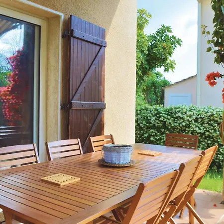 2 Bedroom Lovely Home In Cervione Cervione