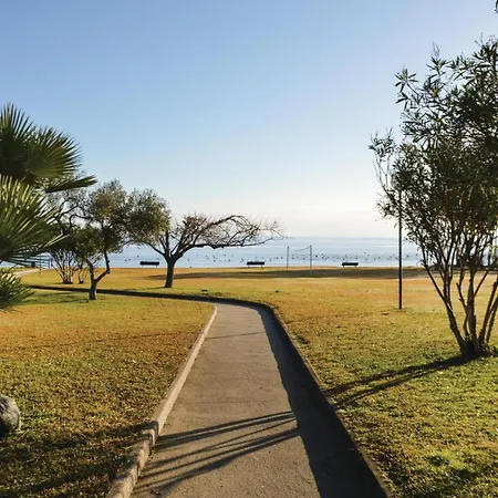 3 Bedroom Lovely In Cervione