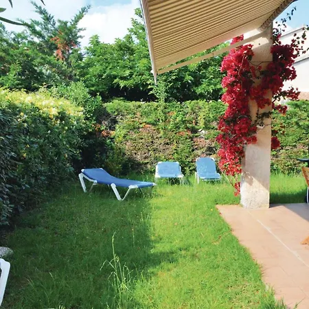 Nyaraló 2 Bedroom Lovely Home In Cervione